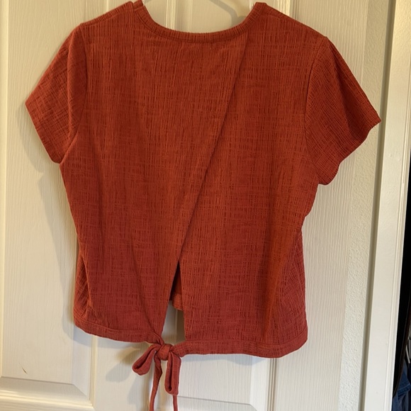 Madewell top, cross tie back L - Picture 2 of 5